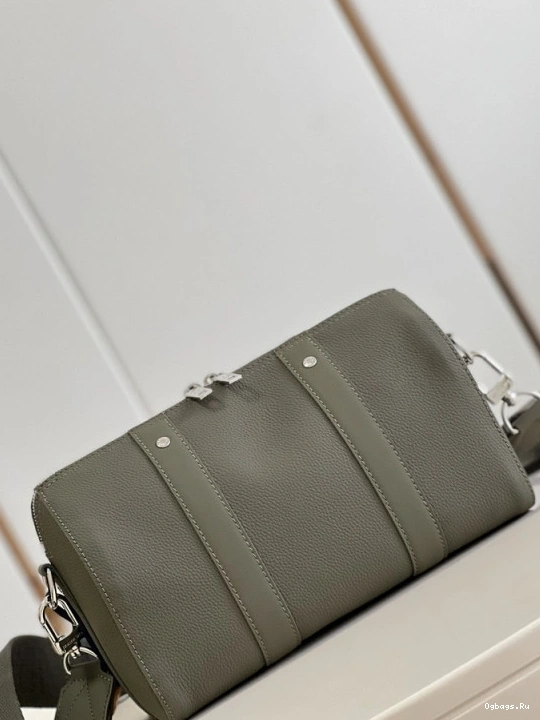 LOUIS CITY VUITTON KEEPALL 1218